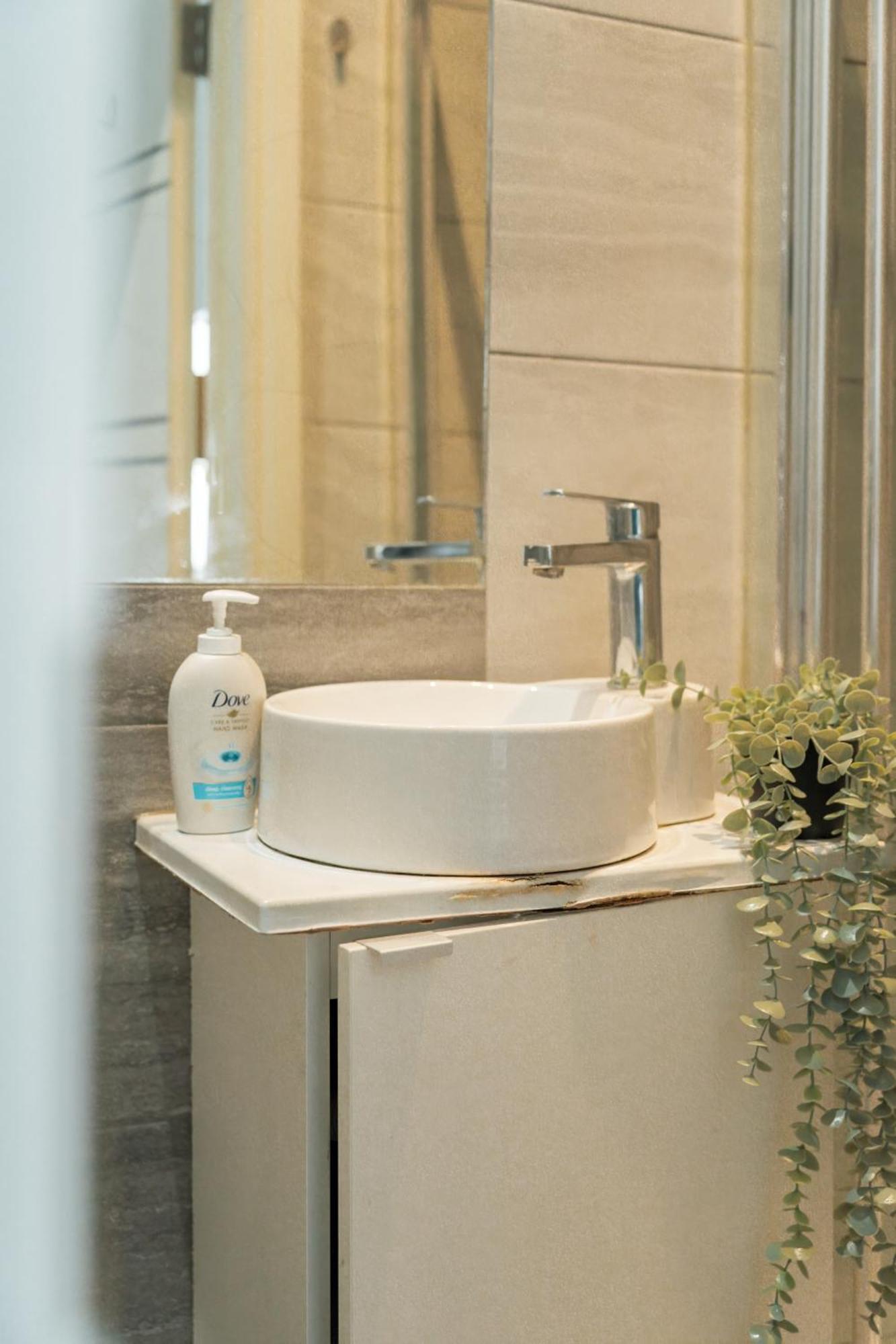 Studio Apartments London With Free Wifi Luaran gambar